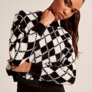 ABERCROMBIE AND FITCH Argyle Eyelash Cozy Crew Neck